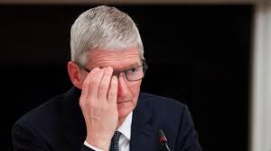 Tim Cook's new Twitter name calls out Trump's 'Tim Apple' flub