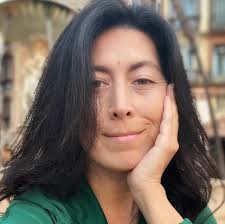 Hi! I'm a Mexican photographer and designer currently living in Milan… or  at least trying to. Unfortunately, I was scammed twice while trying to rent  a place and lost a lot of