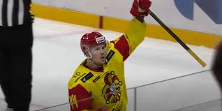 Team photographer & videographer for khl team @jokerithc, game worn hockey jersey collector. Mikko Lehtonen Wins Huge Khl Award