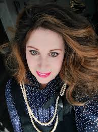 Sally Della (@sally.della.10) • Facebook