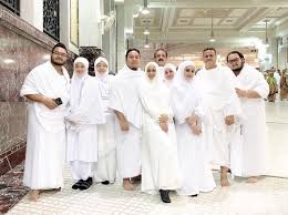 £135th.* nov 12, 1991 in , united arab emirates. Kucup Hajarul Aswad Jaga Ibu Mentua Solat Depan Kaabah Marsha Milan Tarik Perhatian Netizen Nona