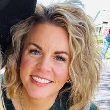 Brooke Flint's Instagram, Twitter & Facebook