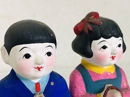 Y3580 NINGYO Clay Doll male female pair praying Japanese vintage antique  Japan
