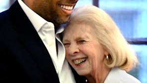 EDITORIAL: Retiring Fran Keller leaves lasting legacy as Martin Library's  top supporter