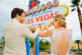 Eine limousine wird sie an ihrem hotel abholen und in die kleine. Informationen Hochzeit In Las Vegas Heiraten In Las Vegas Sag Ja In Las Vegas