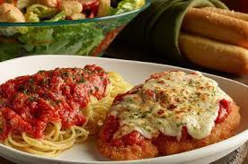 Start with unlimited soup or salad and freshly backed breadsticks. Olive Garden Offering 8 99 Early Dinner Duos Deal Brand Eating
