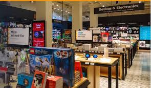 Amazon Stores Coming To Willowbrook American Dream Malls In 2020 Brick And Mortar Amazon Electronics Store Display
