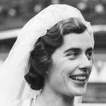 Patricia Knatchbull, a Grande Dame of Britain's Elite, Dies at 93