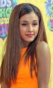 kastanienbraunes haar unterhaltun ariana grande haar kastanienbraunes haar frisuren glatte haare