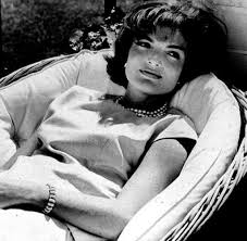 Sep 19, 2013 · naturally, the loss of any child is a traumatic experience, perhaps a first one in particular. Jfk Witwe Jackie Kennedy Und Das Schweigen Im Weissen Haus Welt