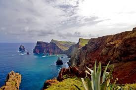 The island of madeira, because of its privileged geographical position and mountainous relief, have a surprisingly mild climate.very mild average temperatures, 25ºc in the summer and 17ºc in the winter. 15 Best Things To Do In Madeira Portugal The Crazy Tourist