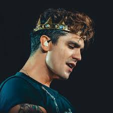 Luan Santana: álbumes, canciones y conciertos