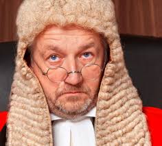 Icelandic lawyer's bid to speed up huge Scottish courts backlog