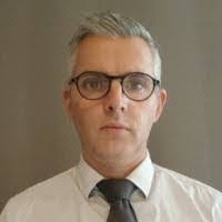 Robert Frosh's Instagram, Twitter & Facebook