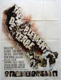 Il s'agit pour les survivants de dégager les victimes des décombres sans provoquer de panique. Affiche De Cinema 120 X 160 Du Film Tremblement De Terre 1974