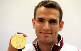 Könnyen lehet, hogy szombaton máris magyar aranyérmet ünnepelhetünk a tokiói olimpián. Frisss Hu Minden Szombathelyrol Es Kornyekerol Rioi Olimpia Szilagyi Aron Viszi A Magyar Zaszlot