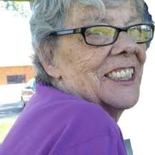 Ruth Welz's Instagram, Twitter & Facebook