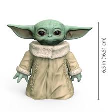 Your little one will absolutely love this one piece baby yoda swimsuit. Munecos Baby Yoda De Hasbro Star Wars Action Figures Star Wars Figures Star Wars Toys