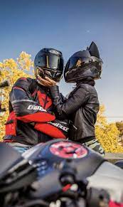 Motorcycle Helmet Accessories Pickmyhelmet Bike Couple Motorcycle Couple Pictures Motorcycle Couple