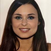 Tara Zamora's Instagram, Twitter & Facebook