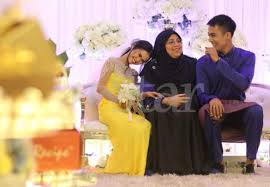 Video skandal aliff aziz afifah nasir temuramah bella astillah. Aliff Aziz Akui Ada Pihak Cemburui Hubungan Dengan Bella Astillah Hiburan Mstar