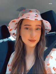 The pink and strawberries are so cute 🥹 my favorite little hat