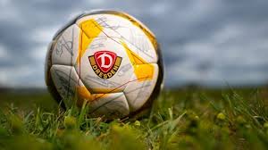 V., kurz sgd) ist ein fußballverein aus der sächsischen landeshauptstadt dresden. Dynamo Dresden Lasst Auch Training Im Nachwuchs Weiter Ruhen
