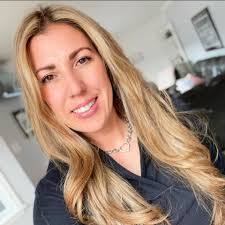 Verna Mercer's Instagram, Twitter & Facebook