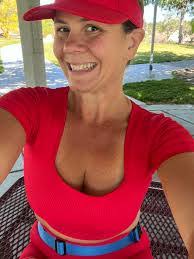 Becky Stallings's Instagram, Twitter & Facebook