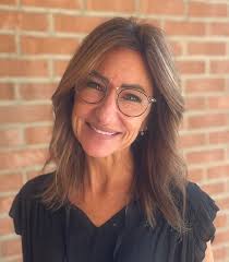 Kelly Flesch's Instagram, Twitter & Facebook