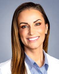 Janine Garrett's Instagram, Twitter & Facebook