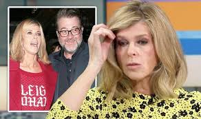 Kate garraway's husband remains in a critical condition. Gpuckvh Ksj6nm