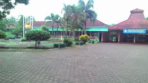 Purbalingga, jawa tengah, indonesia, 24 januari 1916. Sejarah Sma Negeri 1 Kroya Sma Negeri 1 Kroya