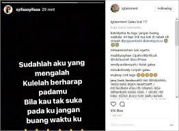 Hidup memang selalu memberi dua kesempatan untuk berbagai hal, tapi aku meminta maaf padamu di kesempatan pertama, karena aku tak mau lebih lama kehilangan senyummu, ibu. engkau sirami jiwaku dengan cinta dan perhatian. Pamer Lirik Lagu Erie Susan Adik Ayu Ting Ting Malah Dibully Galau Rebutan Cowok