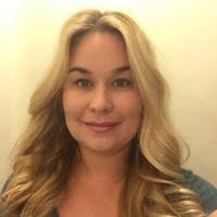 Sara Coon's Instagram, Twitter & Facebook