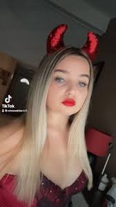 Olivia Ostrowski (ostrowskio82)