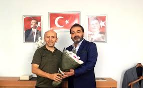 Galatasaraylılar bugün yeni başkanını seçti. Gelecek Partisi Sariyer De Bayrak Degisimi Haberi