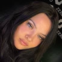 Female housemates in Ferndale, MI