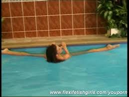 Busty pornstar alexa nicole live webcam. Flexible Pool Play Free Porn Videos Sex Qlporn