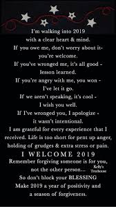 I M Walking Into 2019 Quotes About New Year Year Quotes Life Quotes