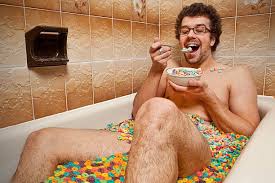 Mais de 7.900 fotos de homens comendo cereais...