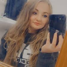 Dani Sexton (@danisexton1)