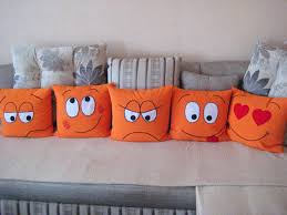 Check spelling or type a new query. Bantal Emotikon 28 Gambar Bantal Emoji Dalam Bentuk Senyuman