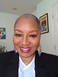 Hey VIP'S I want to @highlight this beauty today. It's her 60th Bday. My  sister classmate & my classmate sister😇 She is