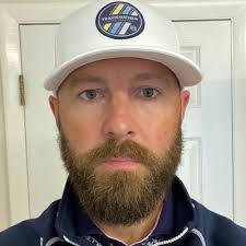 Michael Resch (@Reschy)