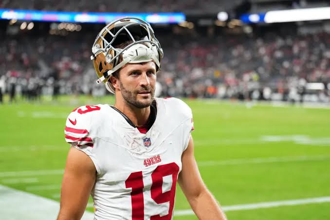 San Francisco 49ers star abruptly retires from NFL as his wife posts  touching tribute to team-mate George Kittle