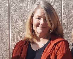 Good Neighbor Award Winner: Dena Ploetz