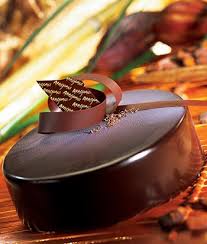 Valrhona Professional Entremet Tainori Recipe A Creation From L Ecole Du Grand Chocolat Desserts Fancy Desserts Chocolate Delight
