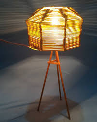 Cara membuat lampion benang keroppi. 9 Ide Dan Cara Membuat Lampu Hias Dari Stik Es Krim Beserta Gambarnya Dekor Rumah