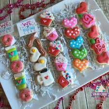 Mini Decorated Sugar Cookies Mini Cookies Valentine Sugar Cookies Sugar Cookie Designs